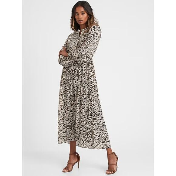 Banana Republic Pleated Midi Dress in Cheetah Print - Picture 1 of 6